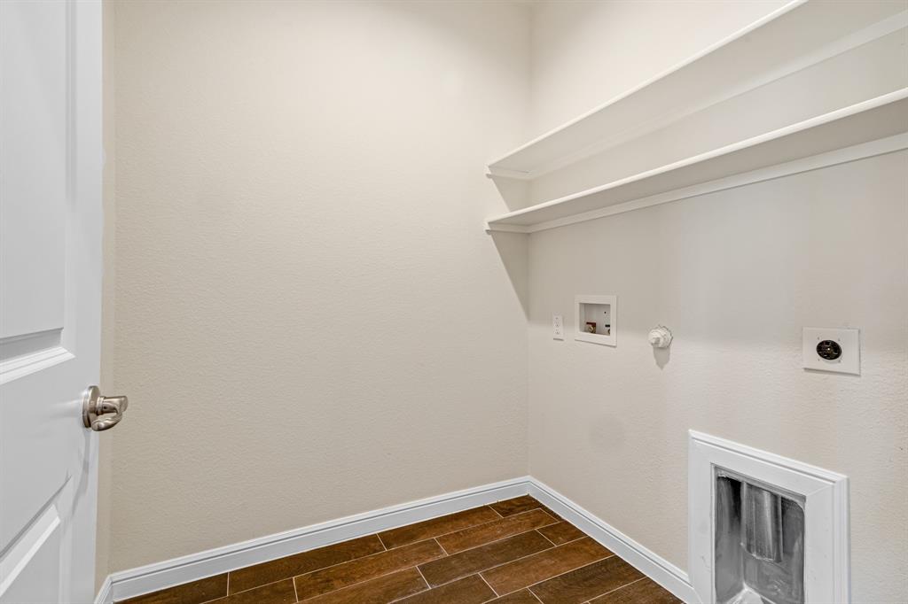 TRAILS OF ELIZABETH CREEK - Residential