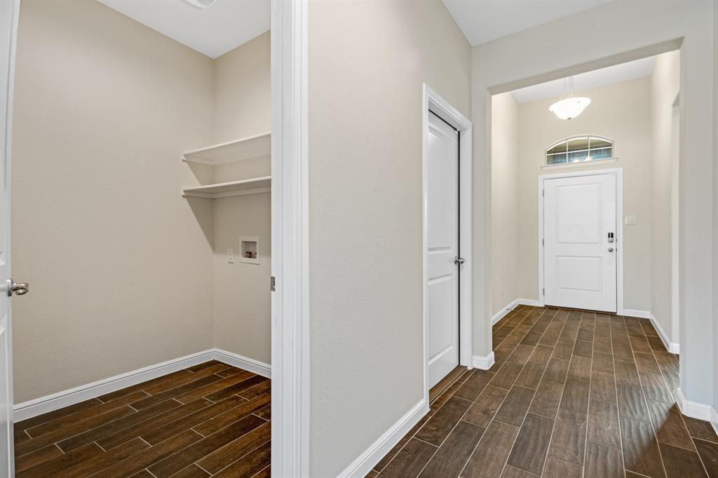 TRAILS OF ELIZABETH CREEK - Residential