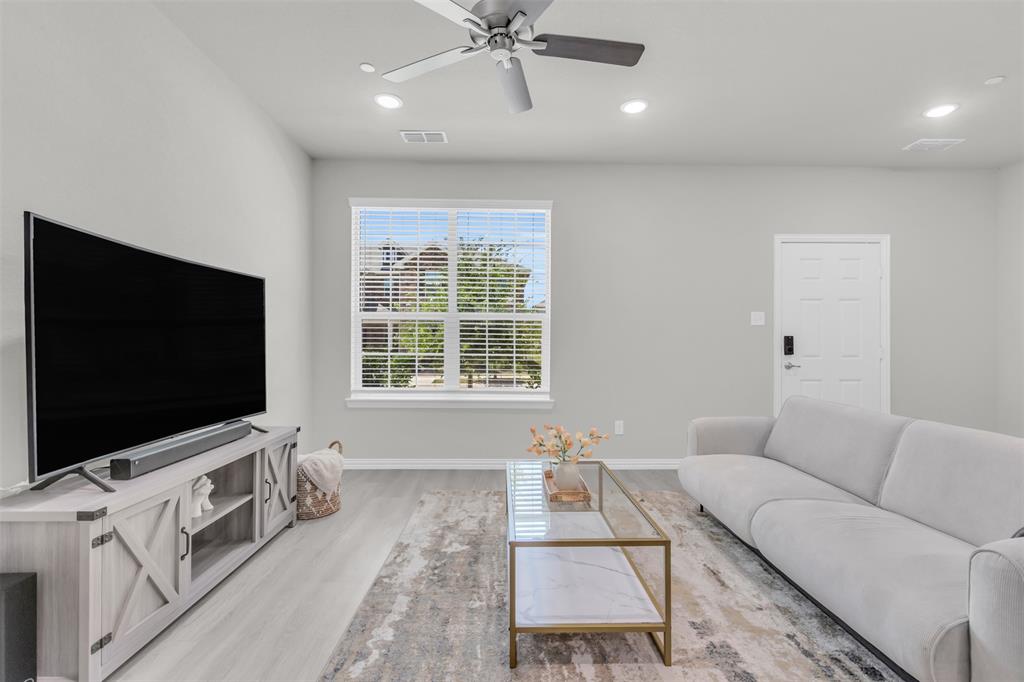 1249 Jones Trail