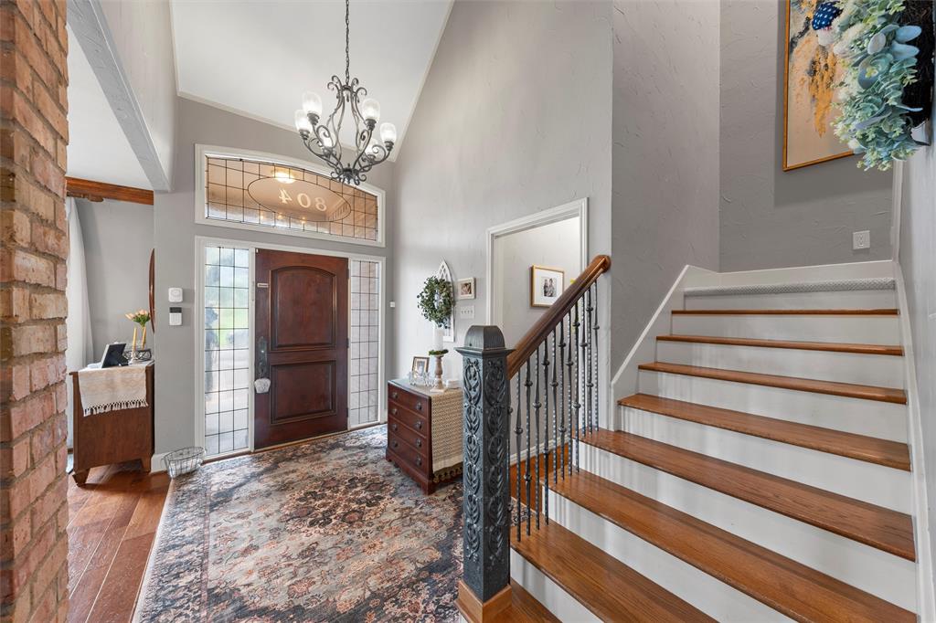 804 Wooded Crest Drive