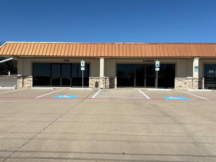 ONLY ONE SPACE AVAILABLE!!!!
Move in ready, premium corner off of 75 and Trinity Falls Parkway. Only commercial leasing space available on Trinity Falls Parkway serving more than 10,000 households. Common parking area, Private bathroom, just one  suite available the rest have been leased. Ideal for convenience store, flower shop, realtor office, salon, any medical related business, travel agency, insurance agent just let your imagination be your guide. Storage in the back of the suite. $3750 plus NNN. Please call for showing and we will be more than happy to assist.
