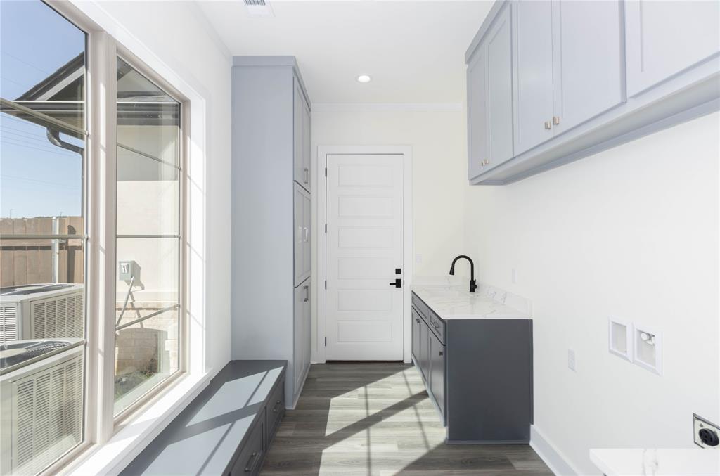 ELK RIVER - Residential