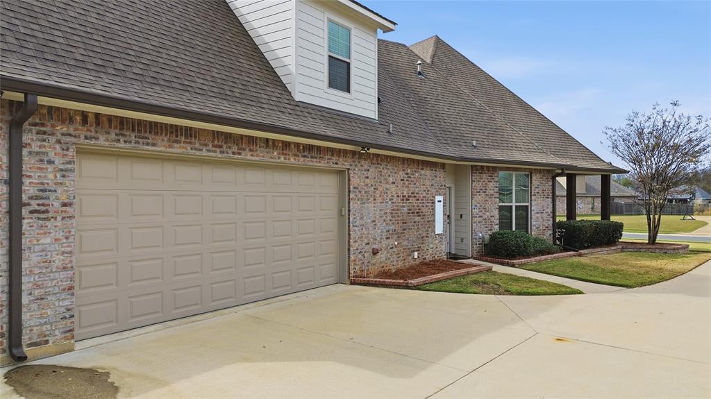 Village Tiburon Un 11 - Residential