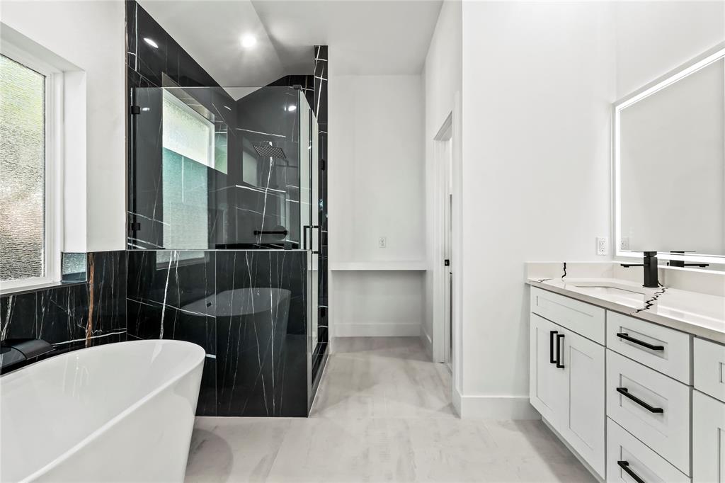 Homestead Manor - Residential