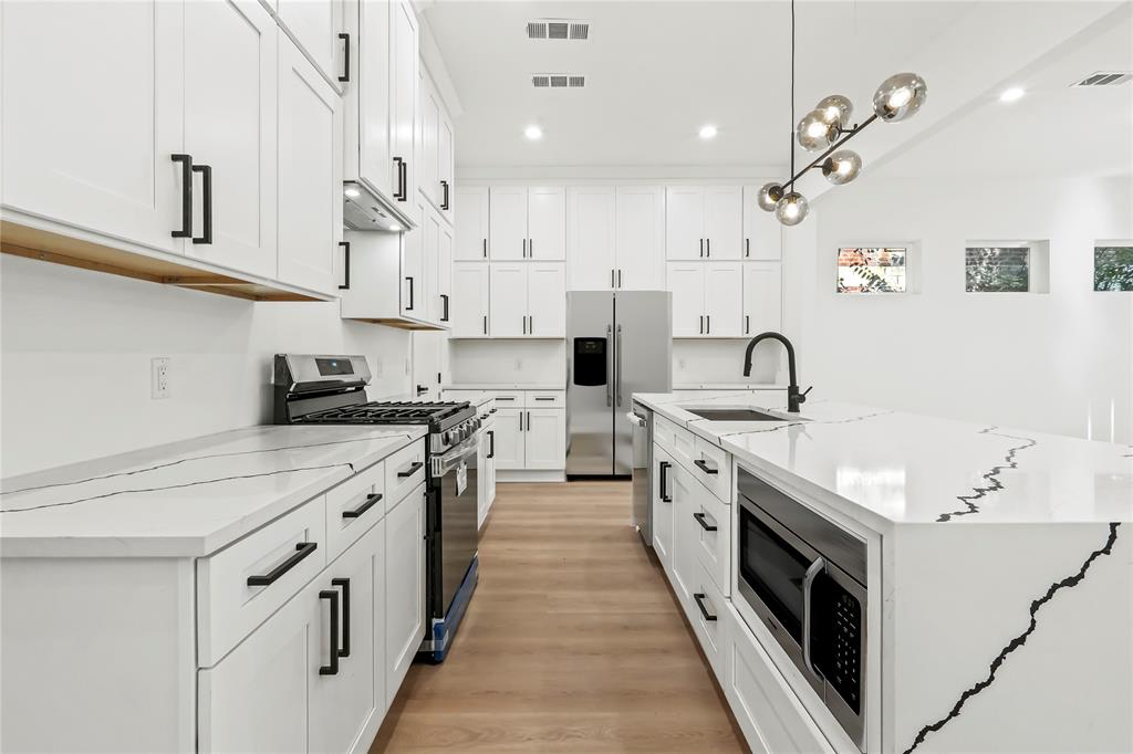 Homestead Manor - Residential