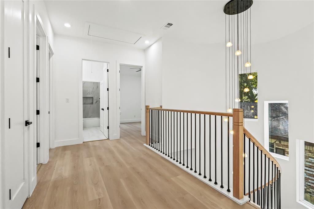 Homestead Manor - Residential