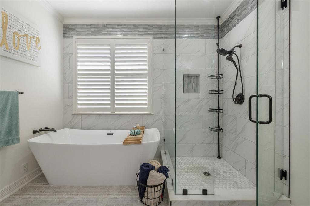 Emerald Bay - Residential