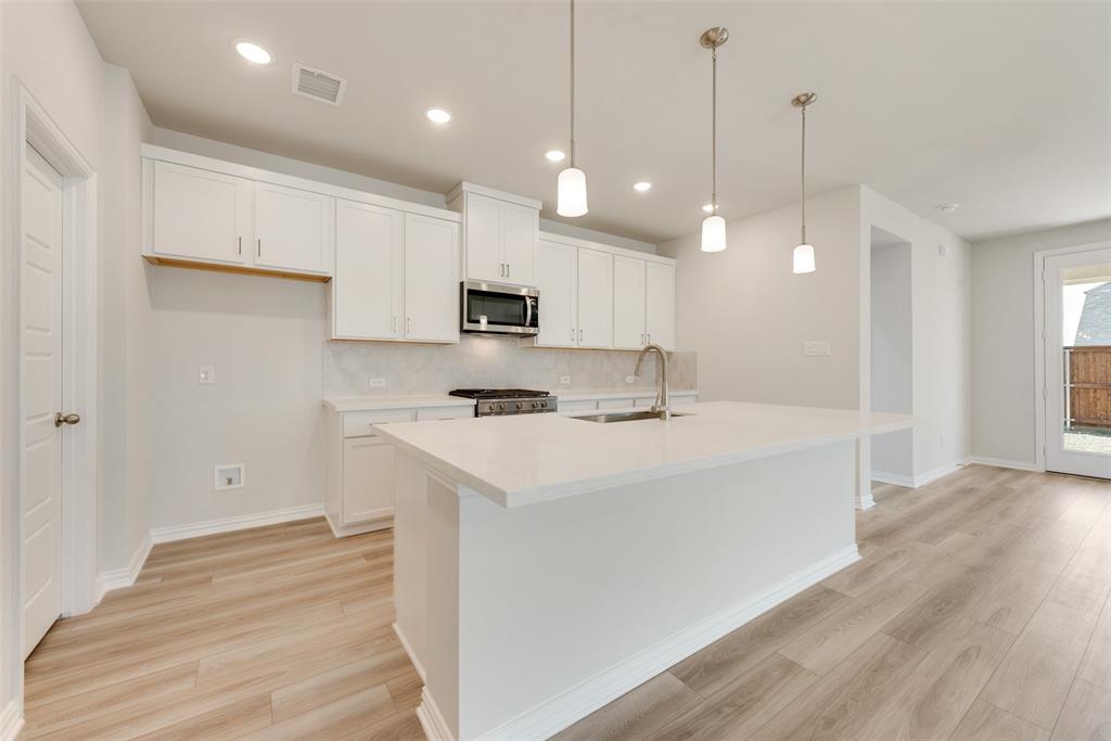 4112 Tarlton Road