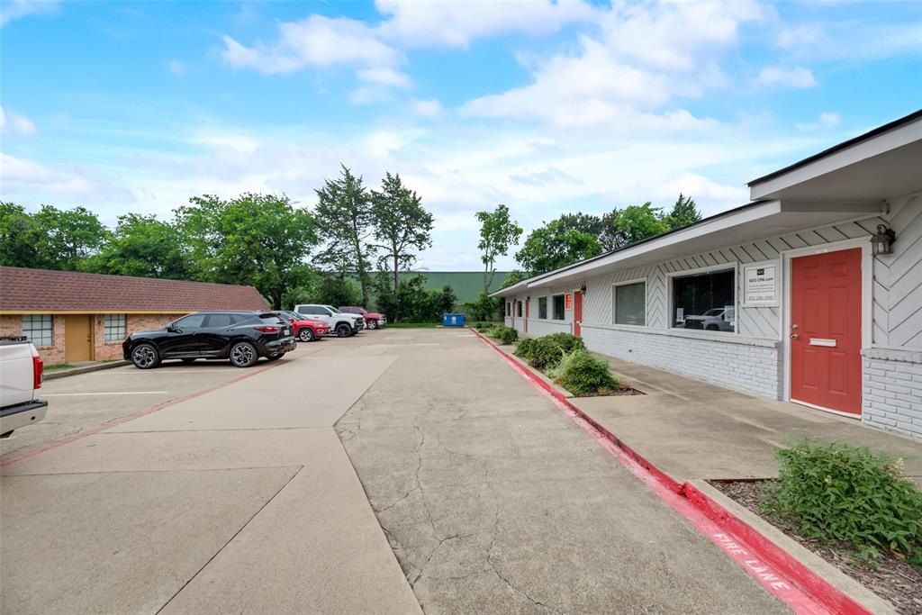 606 W Wheatland Road 103