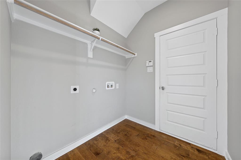 Mc Mullen - Residential