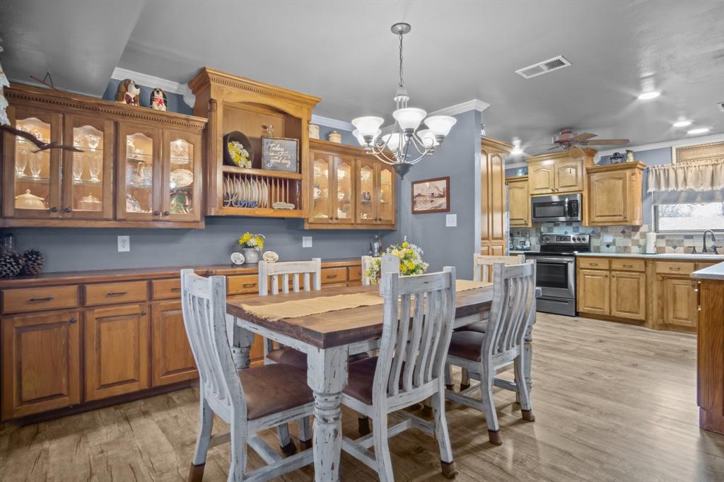 Royal Oaks - Residential