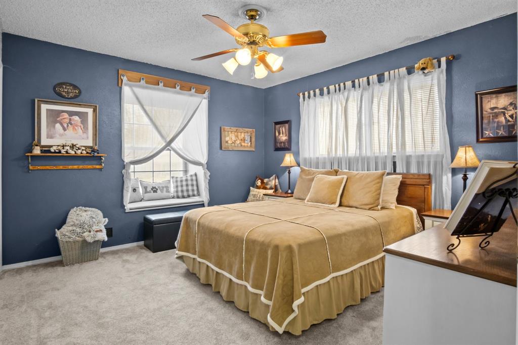 Royal Oaks - Residential