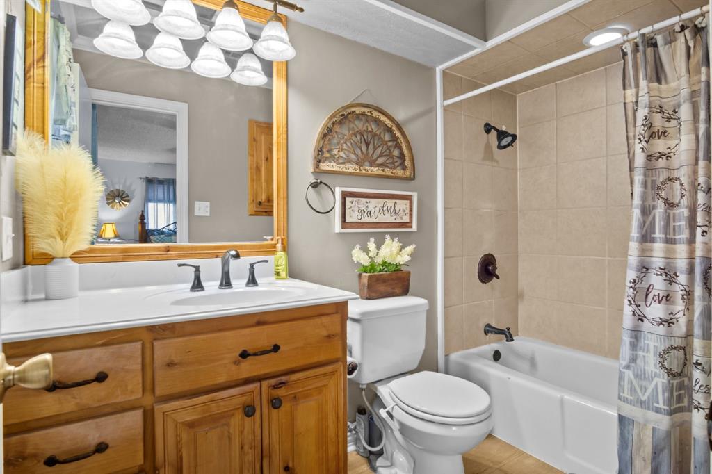 Royal Oaks - Residential