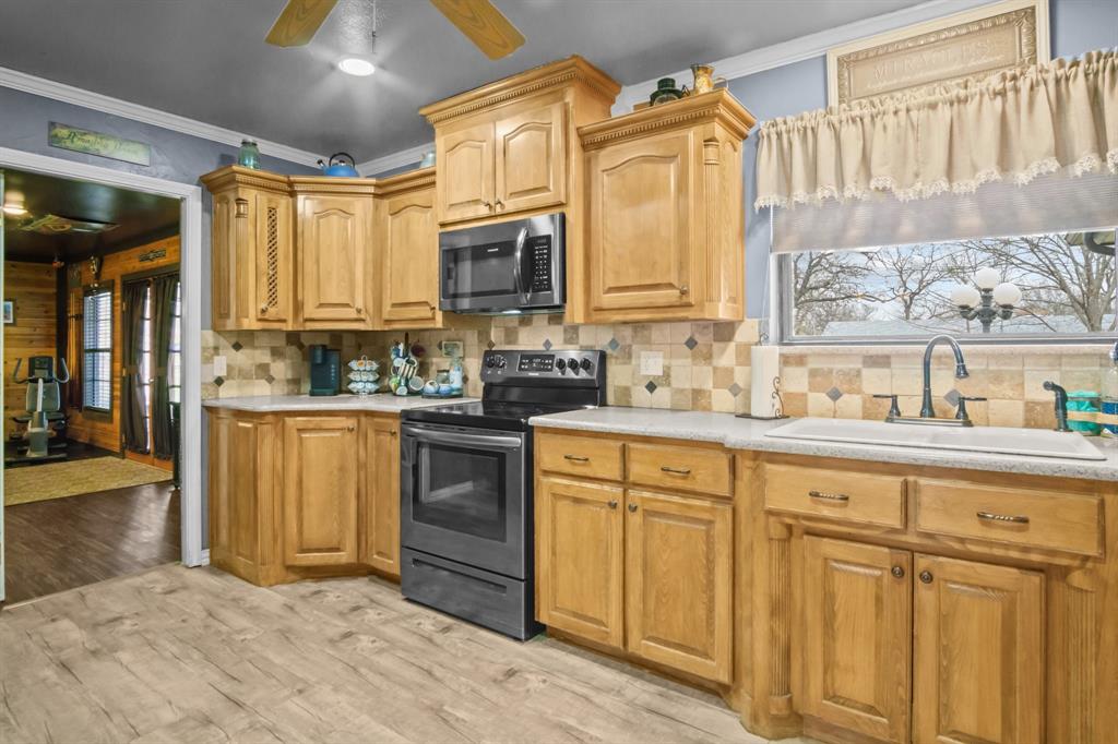 Royal Oaks - Residential