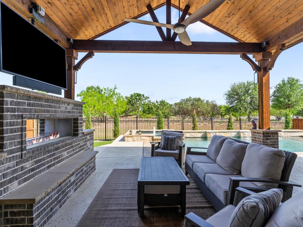 2908 Ballater Court