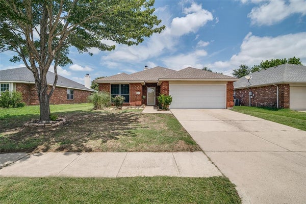 2800 SPENCER CIR, ROYSE CITY, TX 75189 - Image 12bf65f88c9d8fc8a20f146bf8062fc5/3895807775