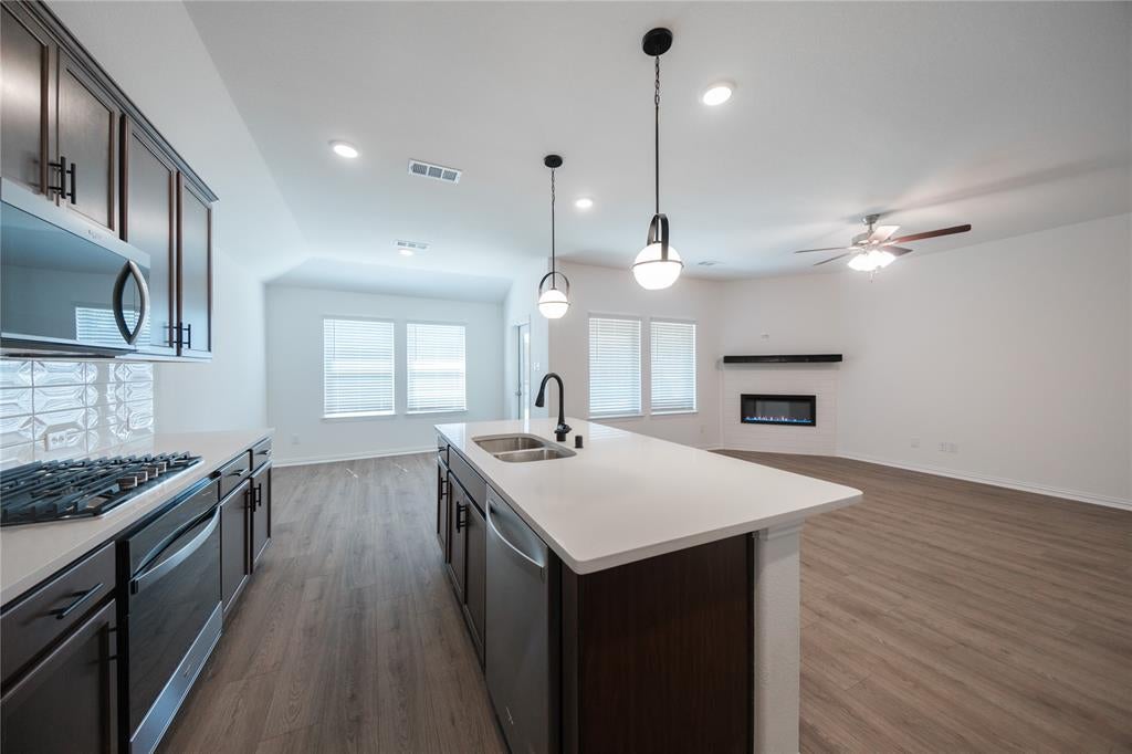 221 Thorn Creek Drive