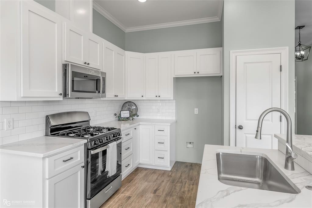 Parkway Place - Residential