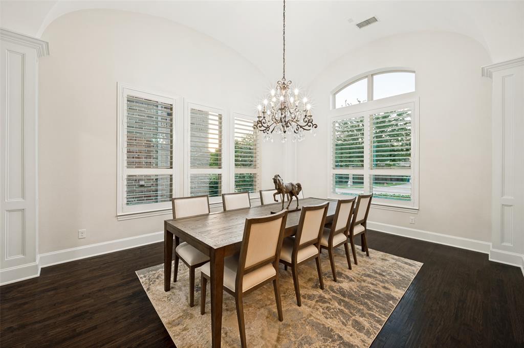 2812 Damsel Madison Lane