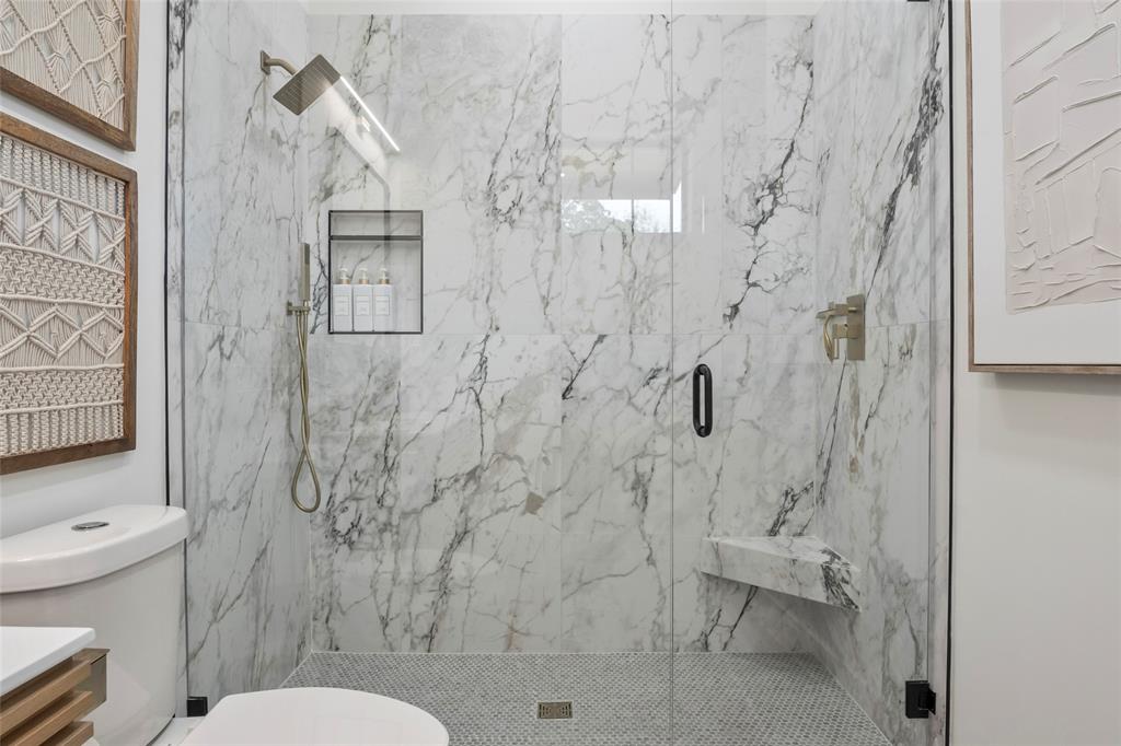 Moss Lake Estate - Residential