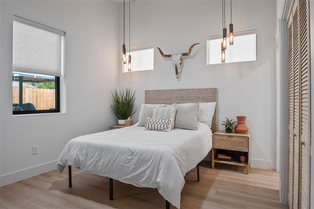 Moss Lake Estate - Residential