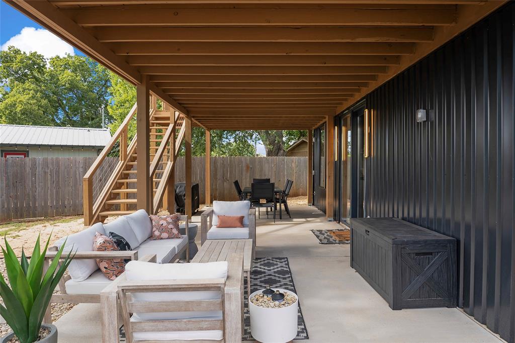 Moss Lake Estate - Residential