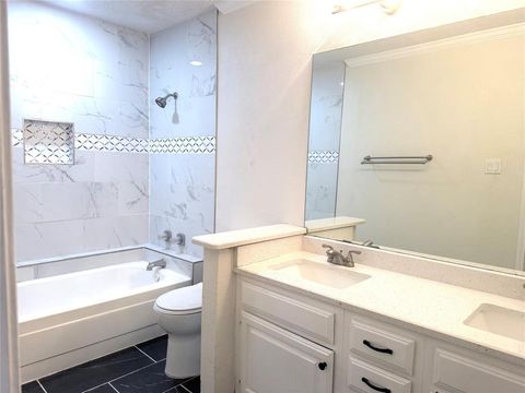 Tiny photo for 1101 Calico Lane #1411, Arlington, TX 76011 (MLS # 21132754)