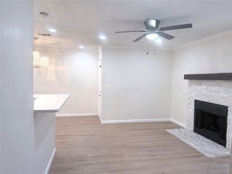 Tiny photo for 1101 Calico Lane #1411, Arlington, TX 76011 (MLS # 21132754)