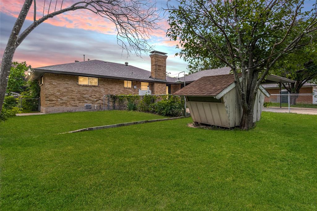 Glen Oaks - Residential