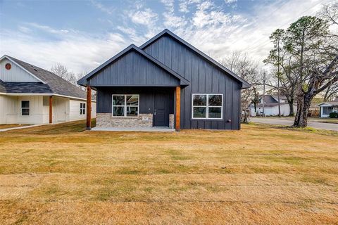 A home in Cleburne