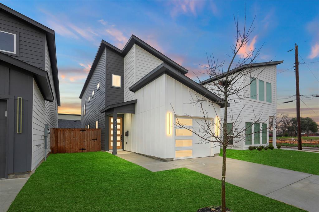 Lincoln Manor - Residential