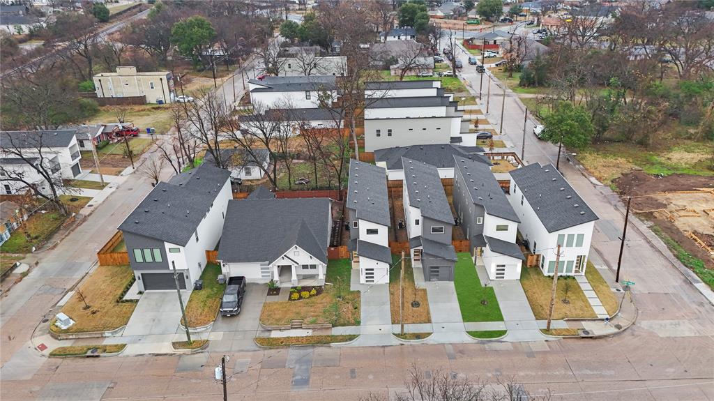 Lincoln Manor - Residential