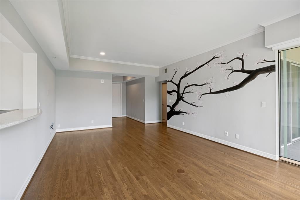 3401 Lee Parkway 401