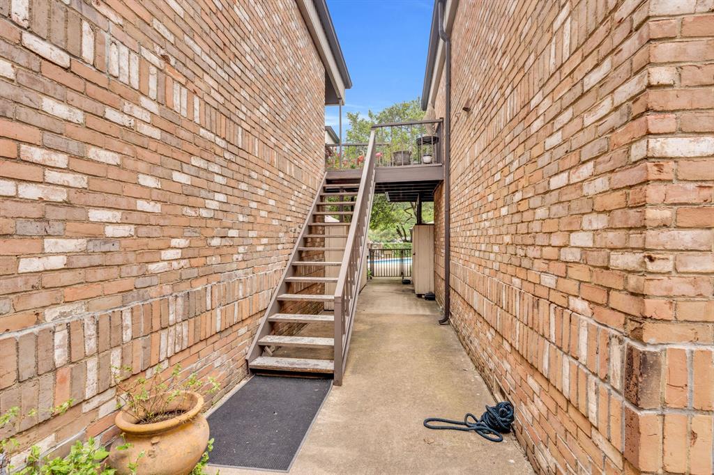 6040 Birchbrook Drive 236