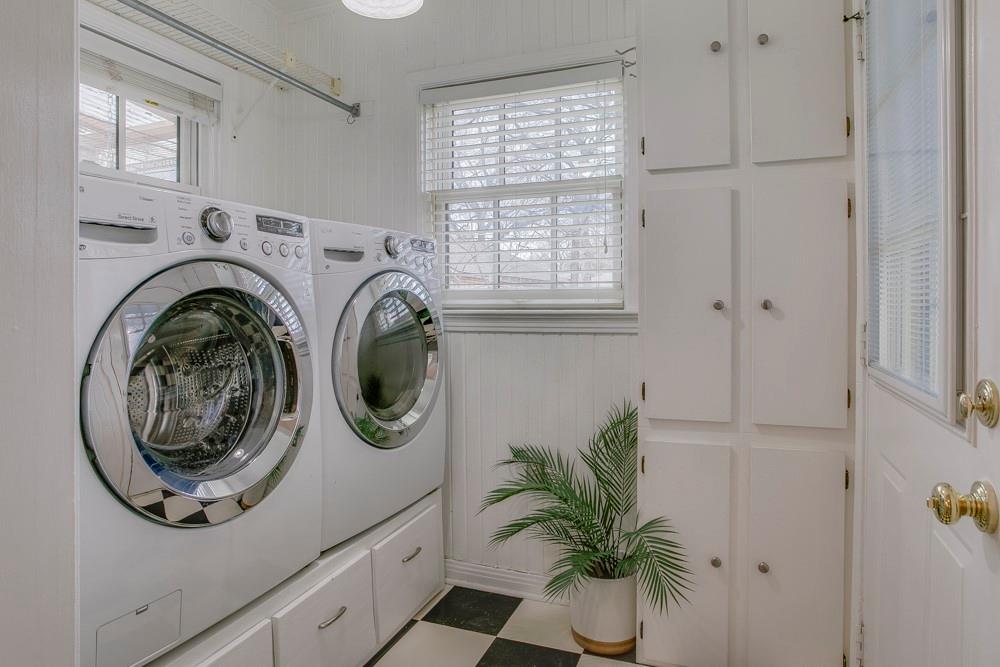 Kessler Plaza - Residential