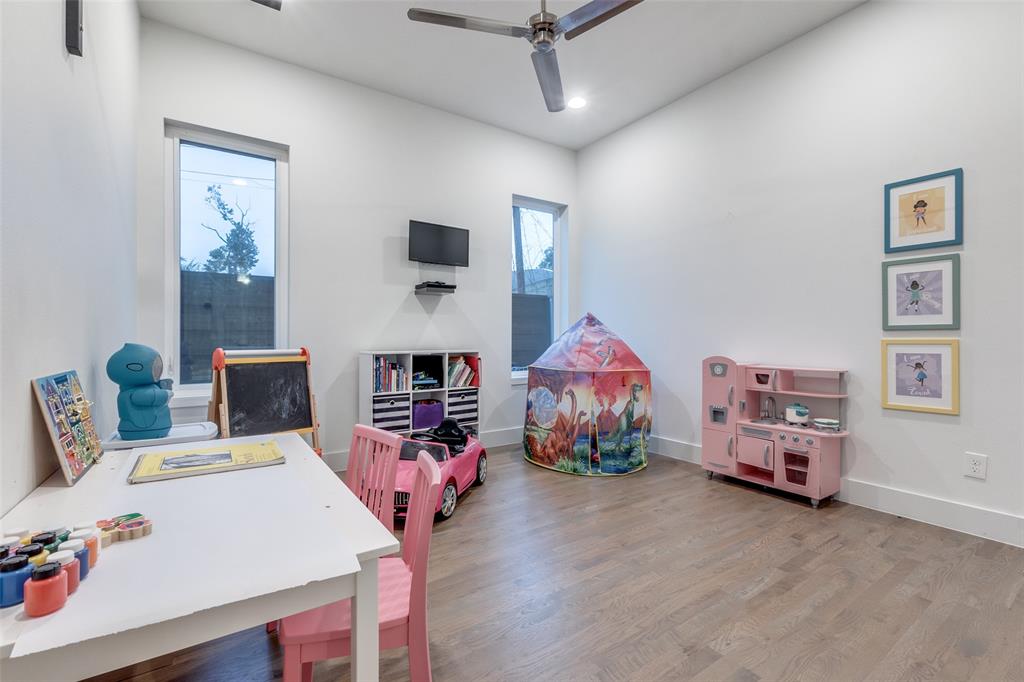 Belmont Park Rev - Residential