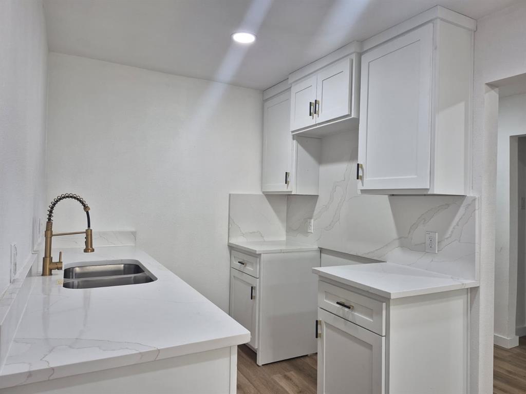 Colonial Gardens Condo - Residential