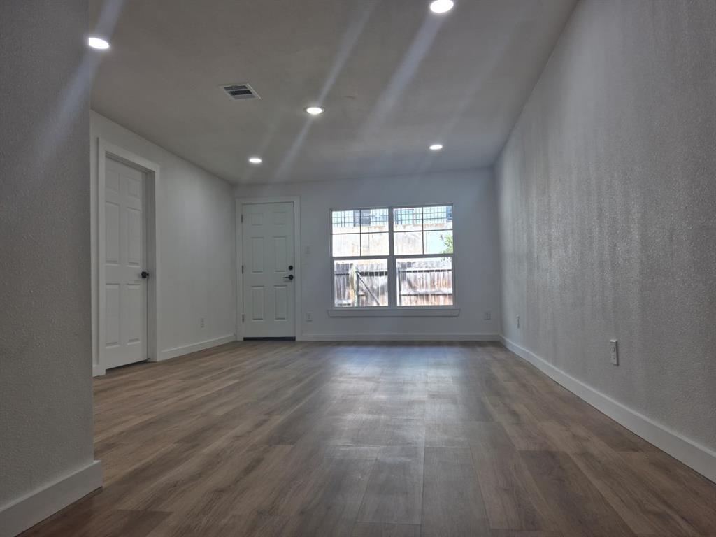 Colonial Gardens Condo - Residential