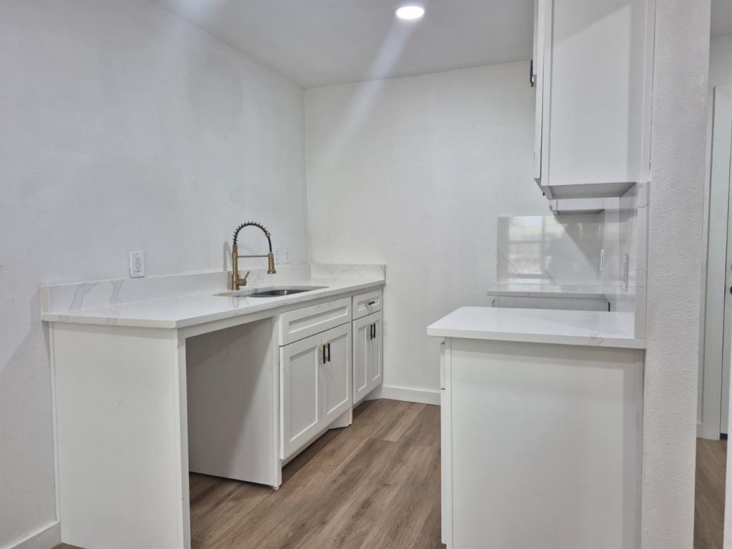 Colonial Gardens Condo - Residential