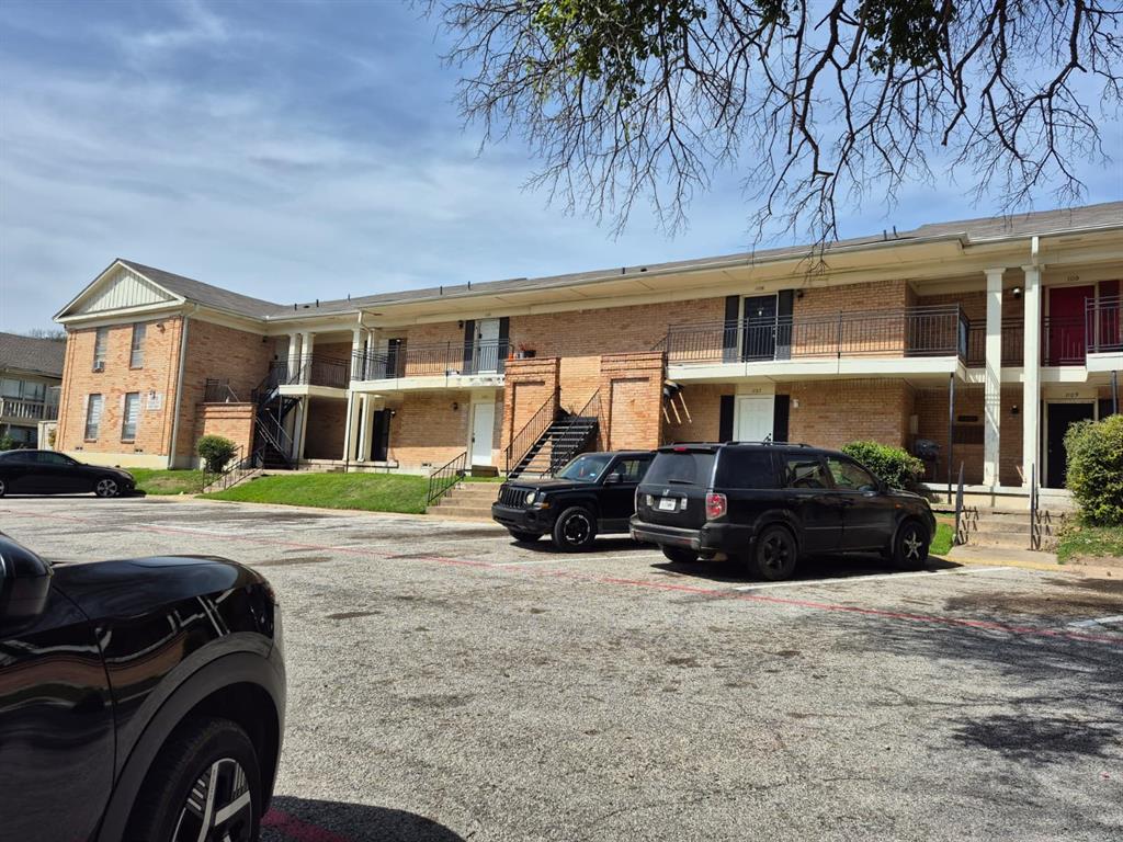 Colonial Gardens Condo - Residential