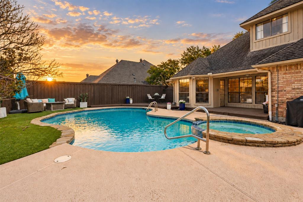 5833 Gallant Fox Lane