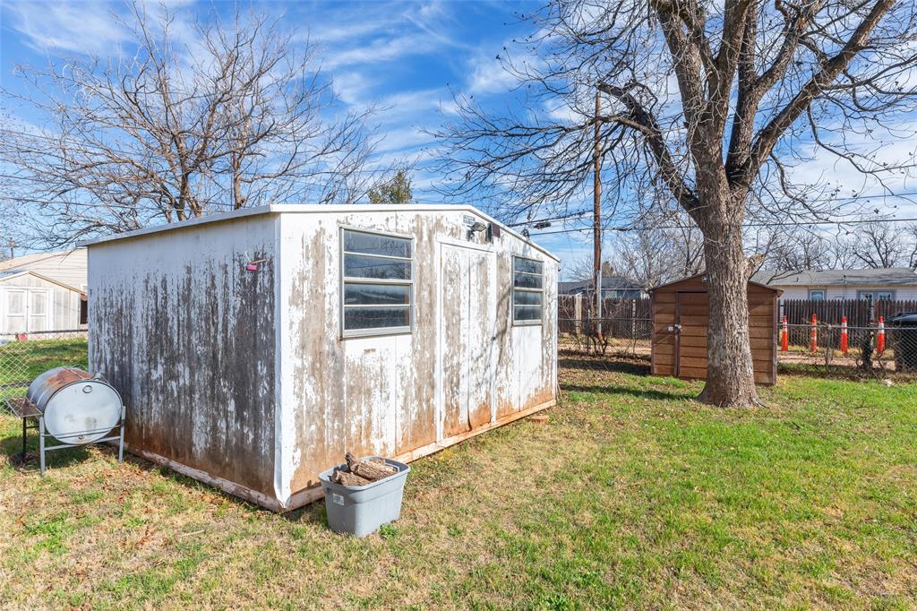 Elmwood West - Residential