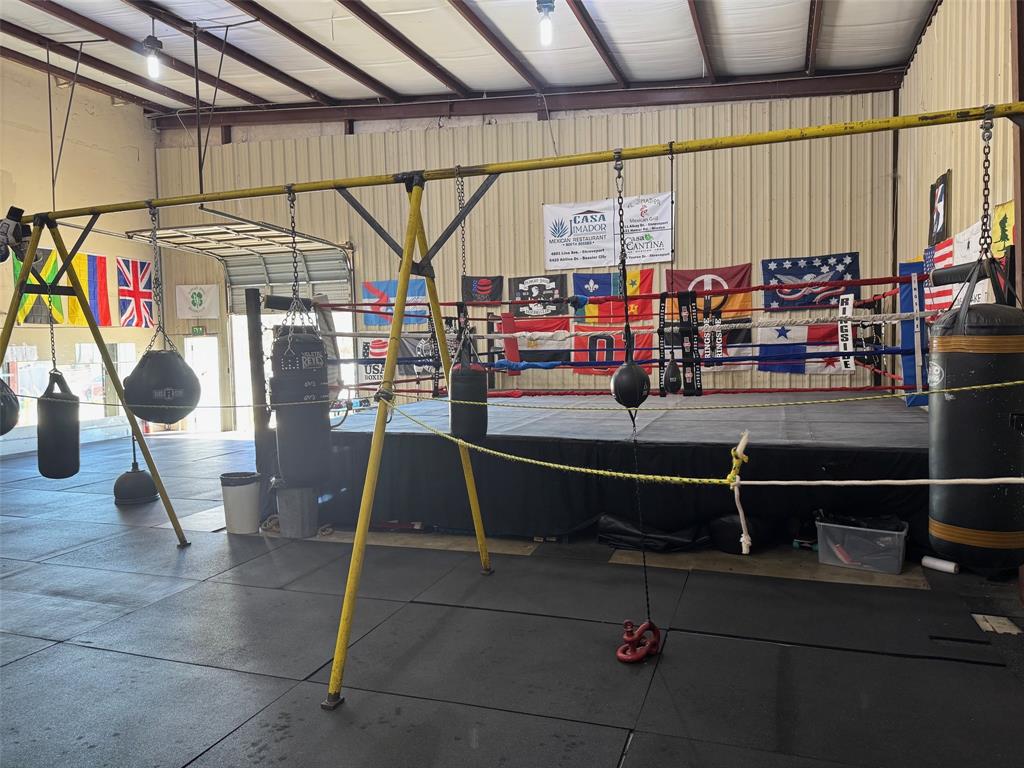 McCall - Commercial Sale