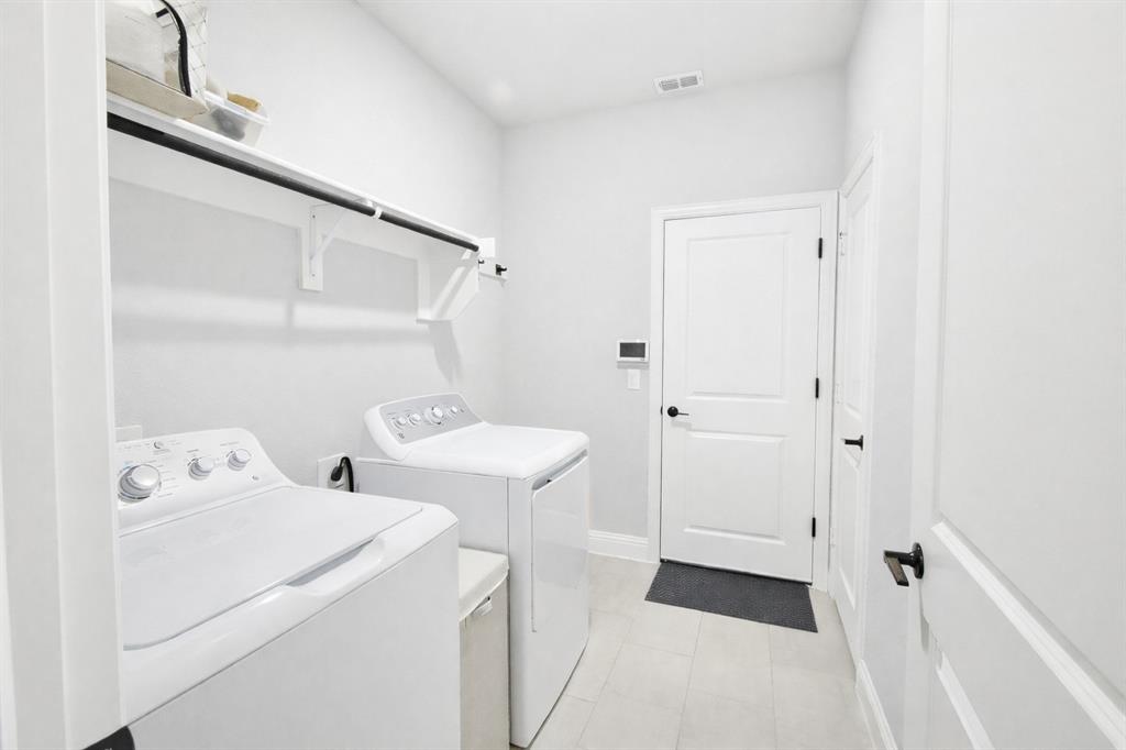 Abes Landing - Residential