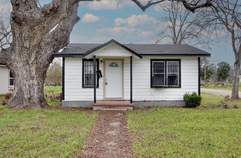 1001 Calhoun Avenue Waco TX 76704