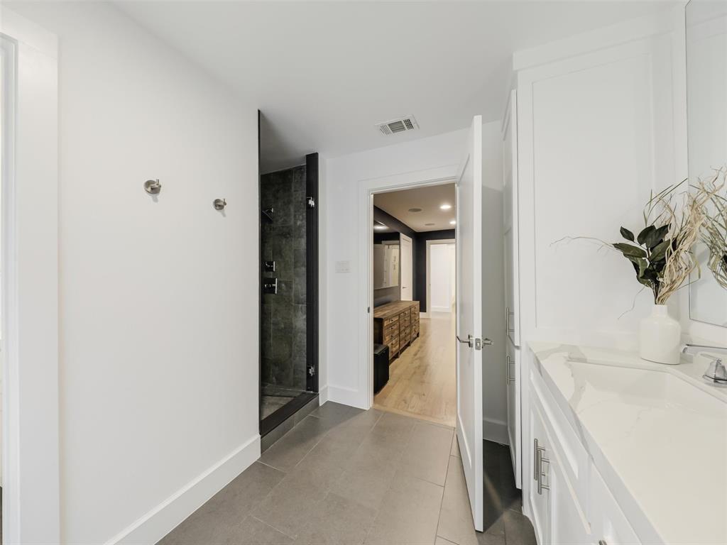Forest Glen Sec 03 - Residential