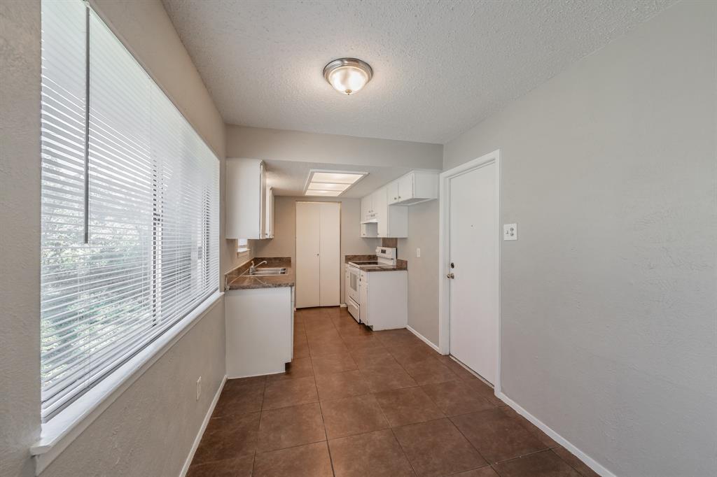 Singing Hills - Residential