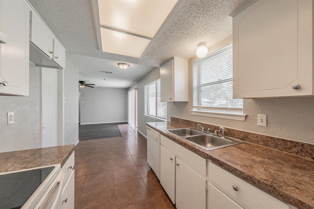 Singing Hills - Residential