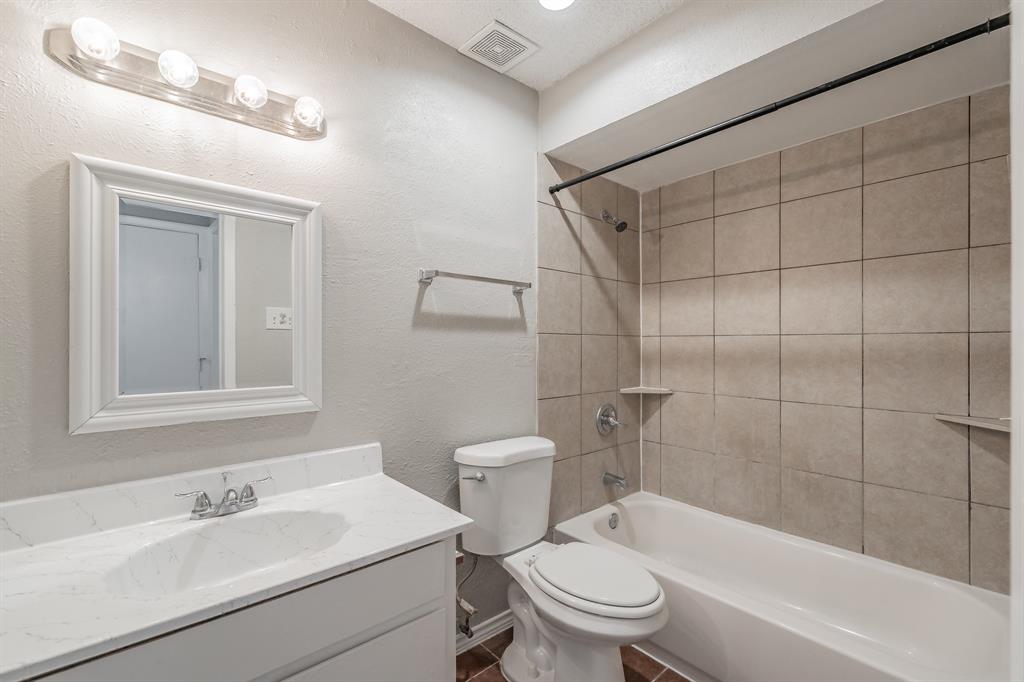 Singing Hills - Residential