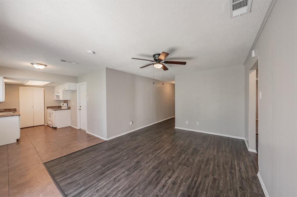 Singing Hills - Residential